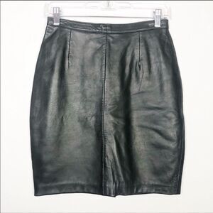MICHAEL HOBAN | Vintage Black Leather Skirt 7/8